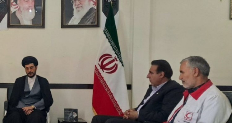 دیدار نوروزی امدادگران جمعیت هلال‌احمر اسلام‌آبادغرب با امام‌جمعه شهرستان