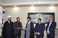 تجلیل از هنرمند و عکاس پیشکسوت اسلام‌آبادی به مناسبت هفته هنر انقلاب اسلامی