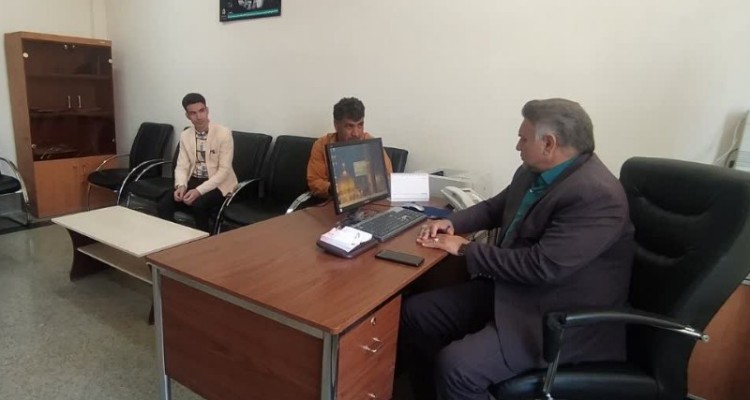 تکریم ارباب رجوع وتسهیل در پاسخگویی  باید در اولویت قرار گیرد