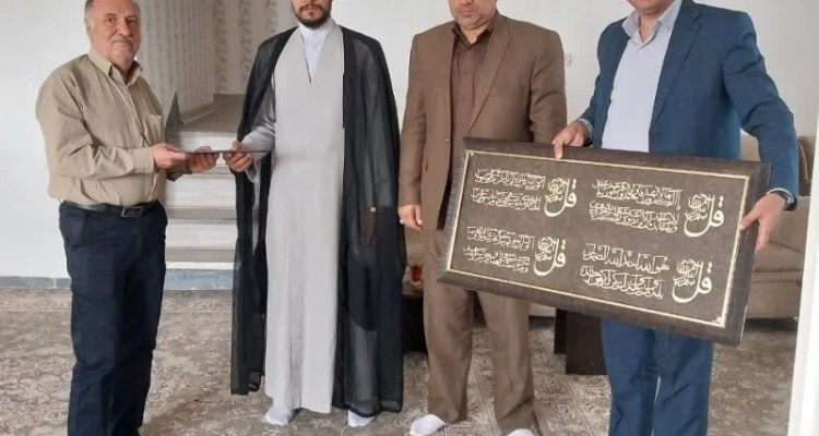 دیدار مسئولین شهرستان با جانبازان عملیات بیت‌المقدس در اسلام‌آبادغرب