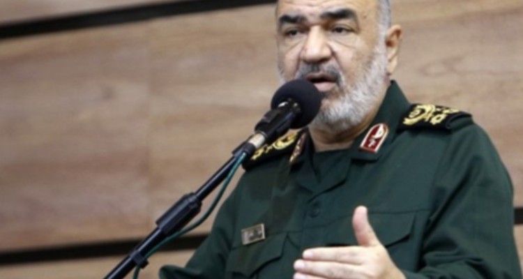 بانوان ما عفیف و پاک هستند و دست رد به سینه دشمن می‌زنند