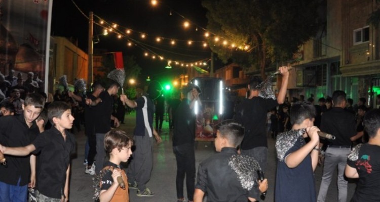 عزاداری شب پنجم محرم در اسلام‌آبادغرب