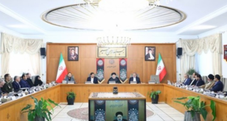 حاشیه‌ای که مدیران را از خدمت به مردم بازدارد، خطای راهبردی است