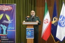 سلامی: تعهد اصلی خبرنگاران حفظ هویت جامعه است/ جهاد تبیین؛ سرلوحه کار رسانه‌ها