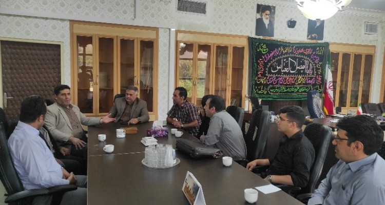 دیدار اعضای شورای ارزشیابی و نظارت بر نمایش شهرستان با فرماندار اسلام‌آبادغرب