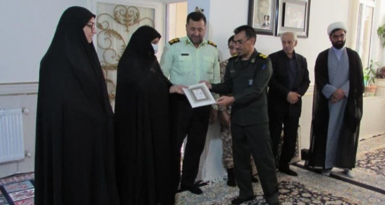 سرکشی مسئولین از خانواده شهدای اسلام آبادغرب+عکس