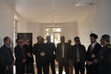 تحویل 3 واحد مسکونی به مددجویان کمیته‌امداد اسلام‌آبادغرب