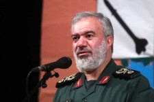 غفلت دشمنان از جمعیت بی‌شمار دلدادگان انقلاب موجب شکست آنان شده است