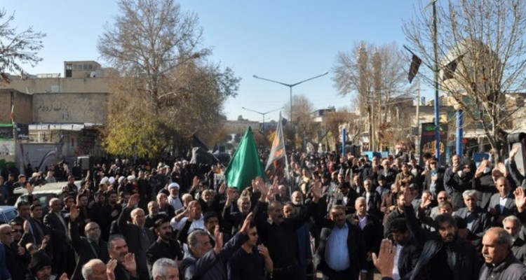 مراسم عزاداری شهادت حضرت زهرا(س) در اسلام‌آبادغرب+تصاویر