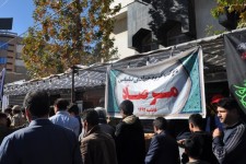 توزیع غذای گرم بمناسبت ایام فاطمیه در اسلام آبادغرب+تصاویر