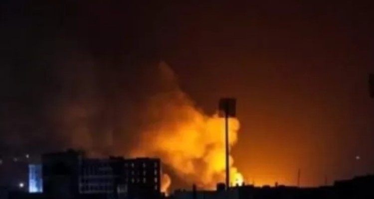 حمله هوایی آمریکا و انگلیس به یمن