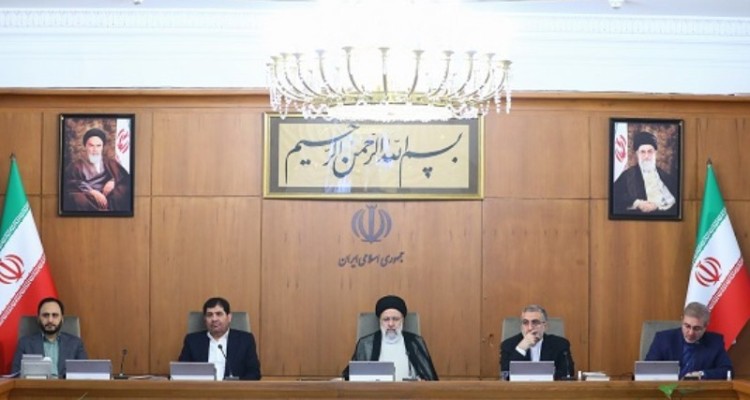 تاکید رئیس جمهور بر جلوگیری از هرگونه افزایش بی‌رویه قیمت‌ها