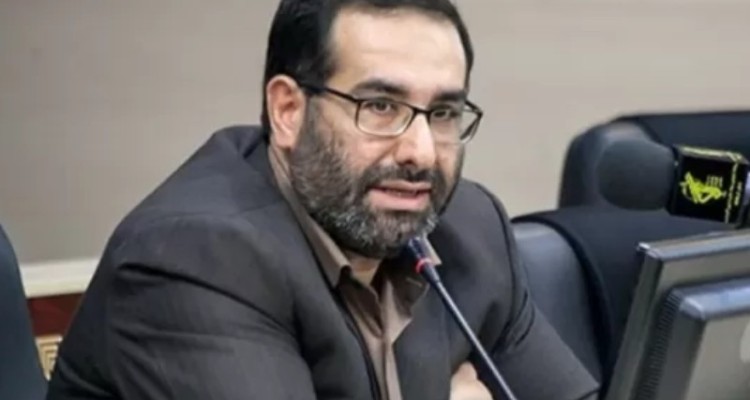 بالابودن آسیب‌پذیری عوام و خواص در فضای مجازی