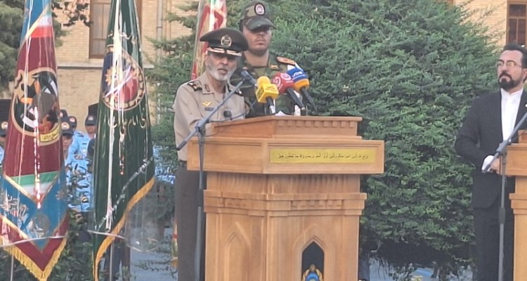 دانشگاه امام علی(ع) افتخار دارد که ۱۱۸۴ شهید از این قافله در دامن پر برکت خود پرورش داده است