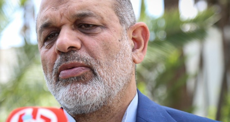 همه سلایق و گروه‌های سیاسی مردم را به شرکت در انتخابات دعوت کنند