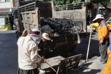 عملیات لایروبی و پاکسازی کانال و کانیوها و حوضچه های فاضلاب خیابان شهید فکوری