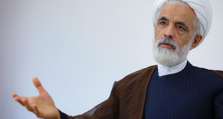 پیگیری حقوق مردم در قانون اساسی تکلیف ماست