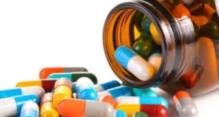 مصرف آنتی‌بیوتیک برای درمان آنفلوآنزا بی‌فایده است