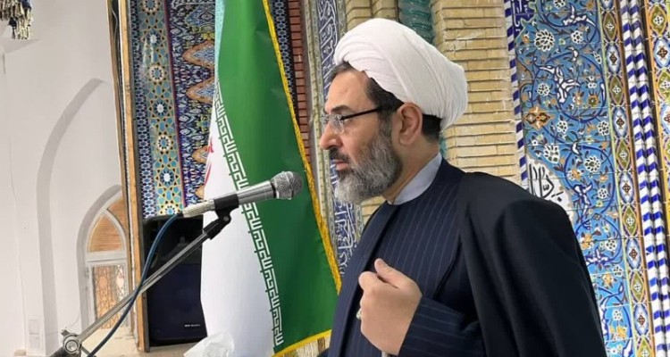 هدف اصلی دشمن ناامید کردن مردم است