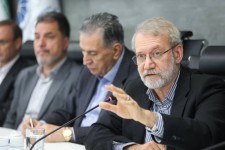 ایران زیر بار حرف‌های مفت هیچ دولتی نمی‌رود