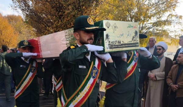 مراسم تشییع شهید گمنام در دانشگاه آزاد اسلامی اسلام‌آبادغرب برگزار شد