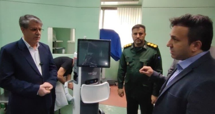 راه‌اندازی دستگاه پیشرفته فیکو ویترکتومی در بیمارستان اسلام‌آبادغرب