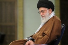 رهبر انقلاب: ایران پرچم مقابله با نظام سلطه را برافراشته است