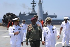 حضور کارکنان ناوگروه نیروی دریایی چین و آفریقای جنوبی در ناوبندر مکران و ناوشکن شهید نقدی