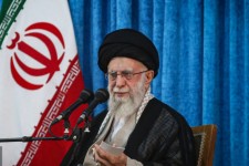 رهبر انقلاب: ما آمریکا را مجرم می دانیم