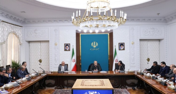 پزشکیان: موانع تولید و صنعت را با حضور فعال تولیدکنندگان برطرف می‌کنیم