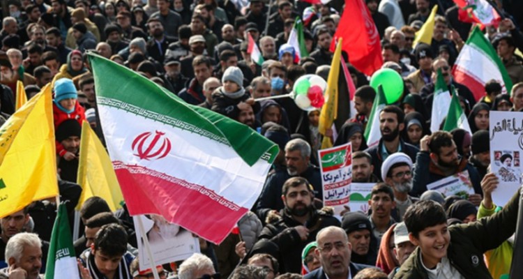 ایران یک‌صدا در ۲۲ بهمن؛ آغاز راهپیمایی چهل‌وهفتمین فجر انقلاب از دقایقی دیگر