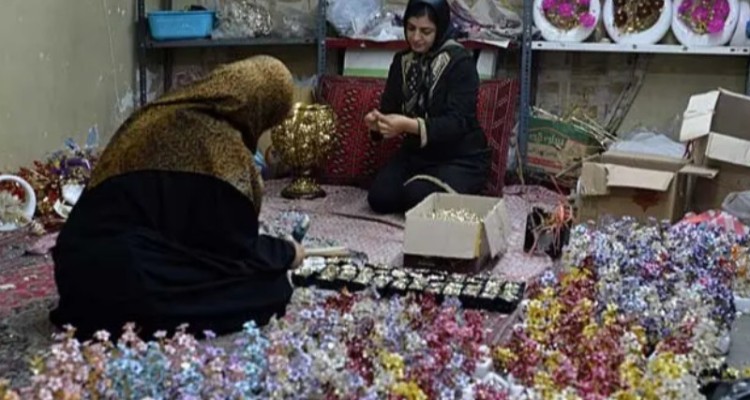 پرداخت ۲۳ هزار فقره وام اشتغالزایی توسط بانک ملی ایران/ ۳۵ هزار میلیارد ریال تسهیلات خوداشتغالی در مسیر رونق بازار کار