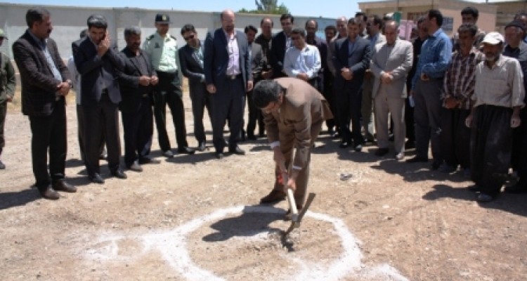  عملیات اجرایی کتابخانه روستایی شیان با اعتبار  800 میلیون ریال آغاز شد