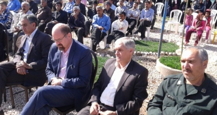 مراسم یادواره شهدادر روستای سرخک سنجابی اسلام آبادغرب برگزار شد