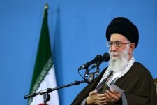 رهبر انقلاب:تحریف شخصیت امام(ره)، منحرف کردن صراط مستقیم ملت ایران است