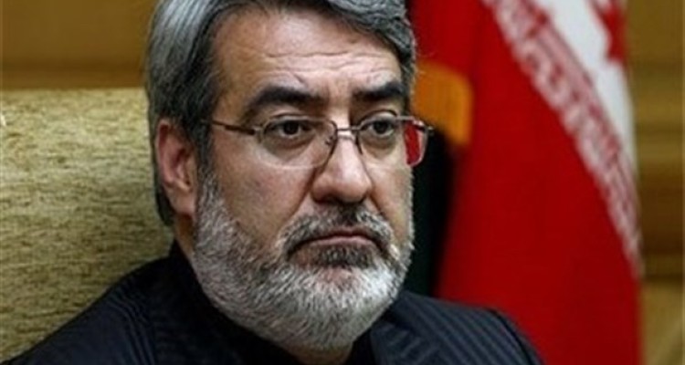 نمی گذاریم از نمد مذاکرات برای هیچ گروه سیاسی کلاهی بافته شود