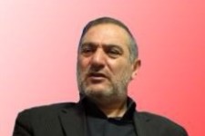 دولت نباید با افزایش قیمت بنزین به تورم دامن بزند/این تصور غلطی است که بدون تکیه بر آمریکا نمی توانیم مشکلات خود را حل کنیم