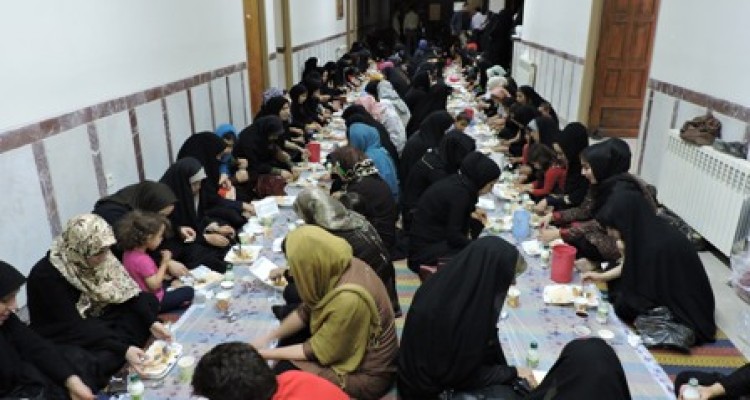 ویژه برنامه جشن میلاد امام حسن مجتبی(ع) وصرف افطاروشام درمحل مجتمع فرهنگی وهنری غدیر 