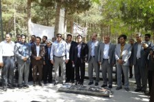 دیدار با خانواده شهدا و ادای احترام به مقام والای شهدای اسلام آبادغرب