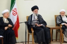 مجلس از بررسی برجام کنار گذاشته نشود/ مسئولان به اظهارات بسیار بد مقامات امریکا رسماً پاسخ دهند/اگر تحریم‌ها برداشته نشود معامله‌ای در کار نخواهد بود