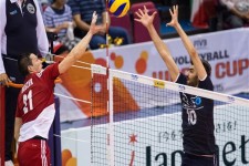 ایران 2 _ لهستان 3/شکست والیبال ایران در ست آخر