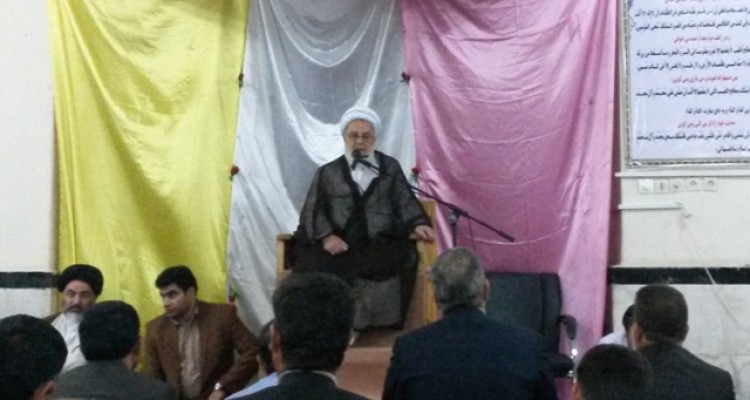 بارها مشکل بیکاری و فقر در جامعه را به دولت تذکر داده ایم/ هشدار رهبری قلب سعودی ها را به لرزه در آورد /مرصاد به نام اسلام آبادغرب در تاریخ ثبت شده است 