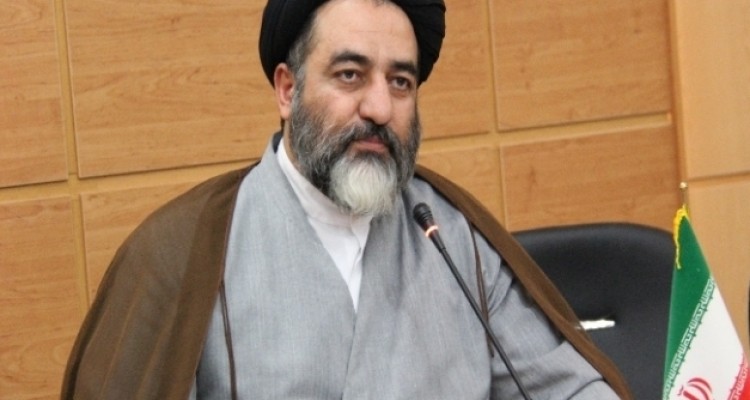 دعوت امام جمعه اسلام آبادغرب از آحاد و اقشار مختلف مردم جهت حضور گسترده در همایش بزرگ راهپیمایی 22 بهمن