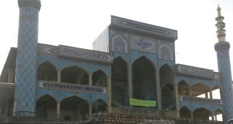 امام زاده حسن(ع) میزبان مسافران نوروزی