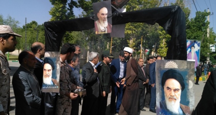 اعزام زائران مرقد امام خمینی (ره) در اسلام آبادغرب+عکس