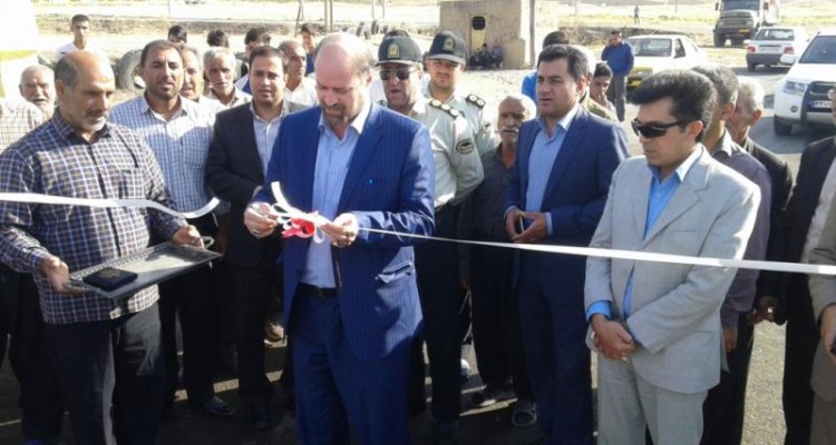 افتتاح 4 طرح در حوزه عمران روستایی و کشاورزی در اسلام آباد غرب