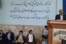 حاشیه های سخنرانی معاون عمرانی استاندار پیش از خطبه های  نماز جمعه در اسلام آبادغرب/چرا به مردم دروغ می گویید؟!