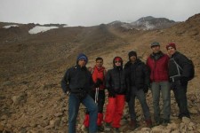 صعود کوهنوردان شهرستان اسلام آباد غرب به قله های دماوند و کبیر کوه+عکس