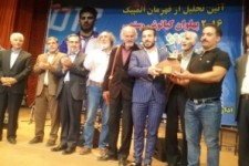 پرستویی: شیفته اخلاق کیانوش رستمی شدم/ مرادی: جای تاسف دارد که هنوز استاندار به دیدار کیانوش رستمی نرفته است/ کیانوش رستمی: کرمانشاه مهد پهلوانان است