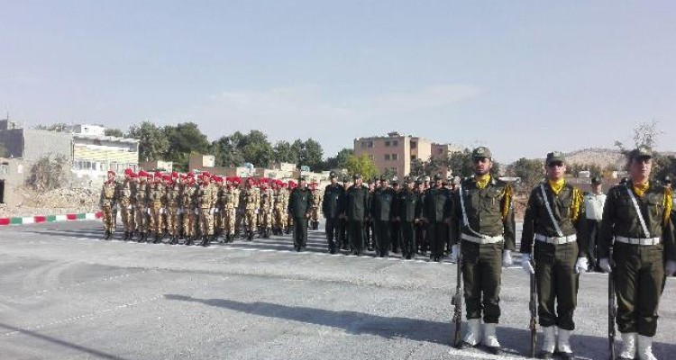 صبحگاه مشترک نیروهای مسلح در اسلام آبادغرب برگزار شد